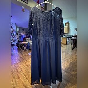 Elegant Navy Lace Long Sleeve Dress